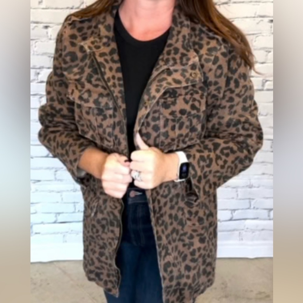 Hayden Leopard Print Bomber Jacket - Picture 4 of 10